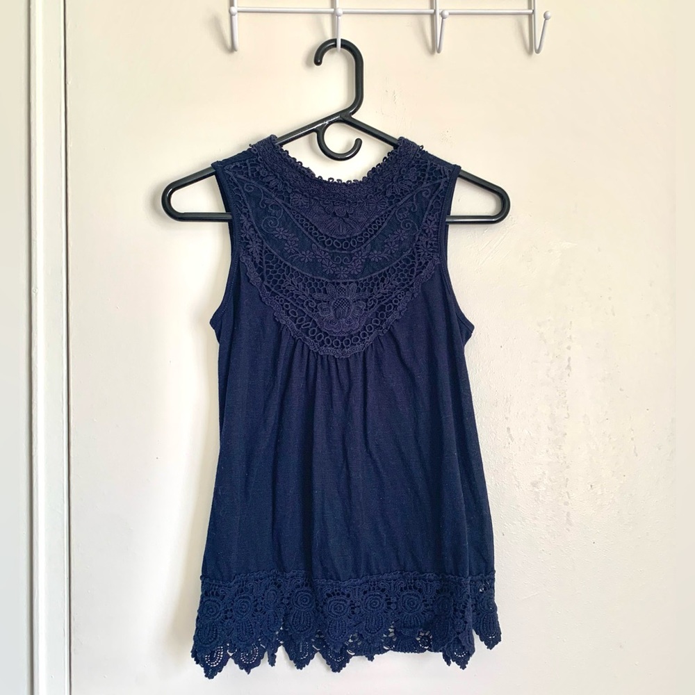 Navy crochet-detail sleeveless summer top - size small